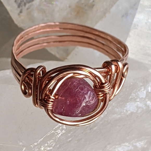 Pink Tourmaline Ring Copper Wrap Natural Gemstone Feminine Free-spirited - Picture 10 of 10